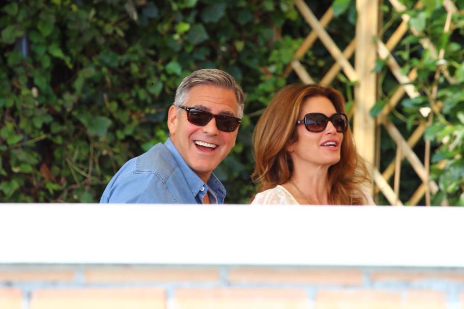 George Clooney con la futura, prossima, moglie Amal fanno colazione con gli amici Rande Gerber e Cindy Crawford all’Hotel Cipriani di Venezia (Olycom)